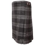 men-scottish-gray-black-grey-watch-8-yard-tartan-kilt (1)