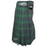 scottish-black-watch-5-yard-tartan-kilt (1)